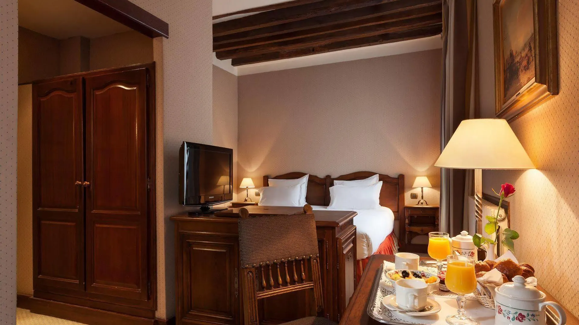 Amarante Beau Manoir Paris
